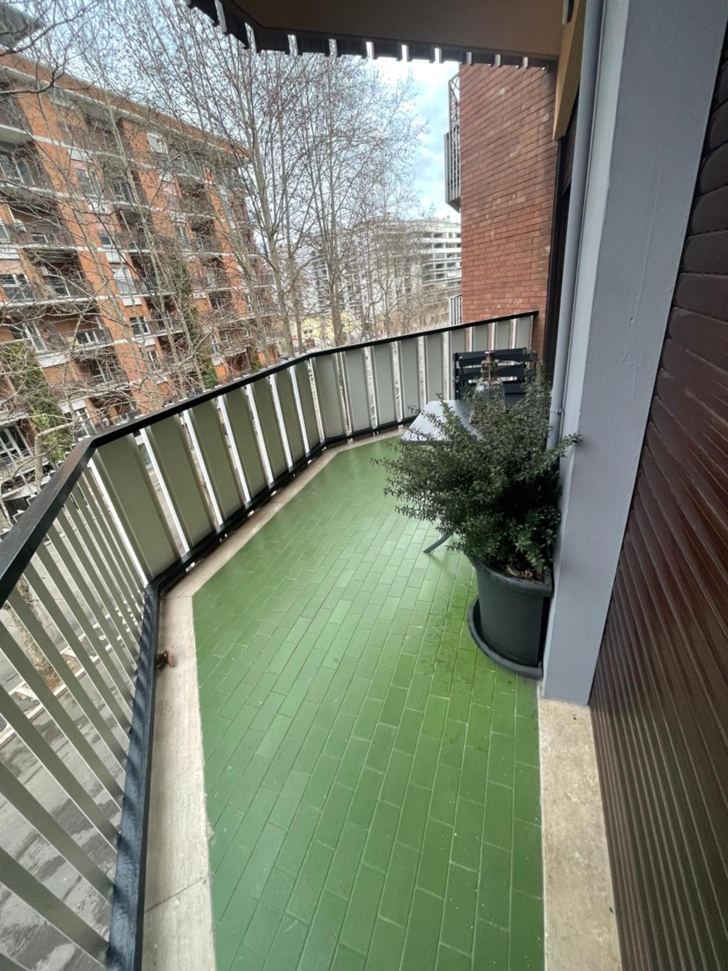 Lml Housing The Place To Be In Rom Exteriör bild